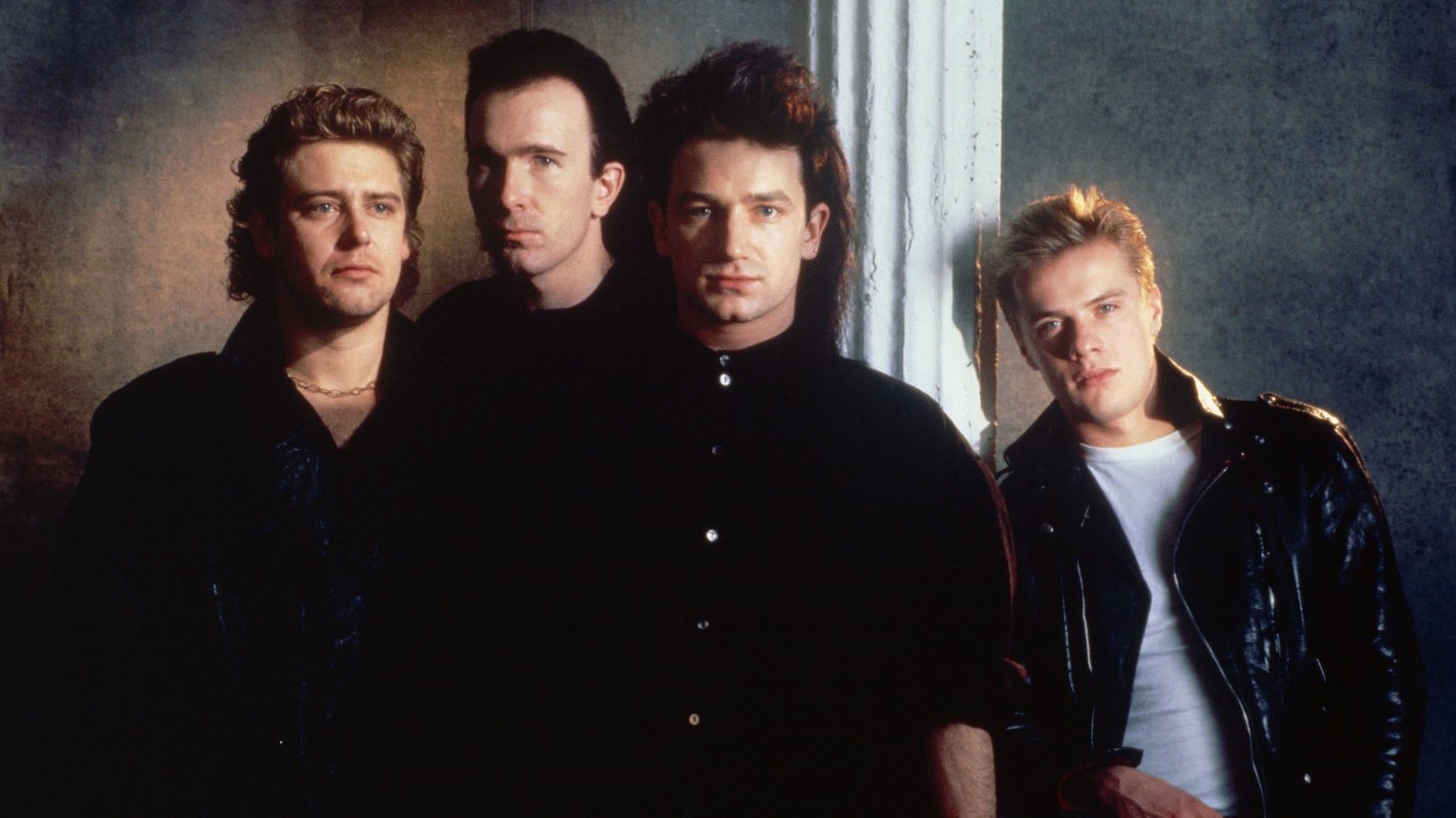 U2